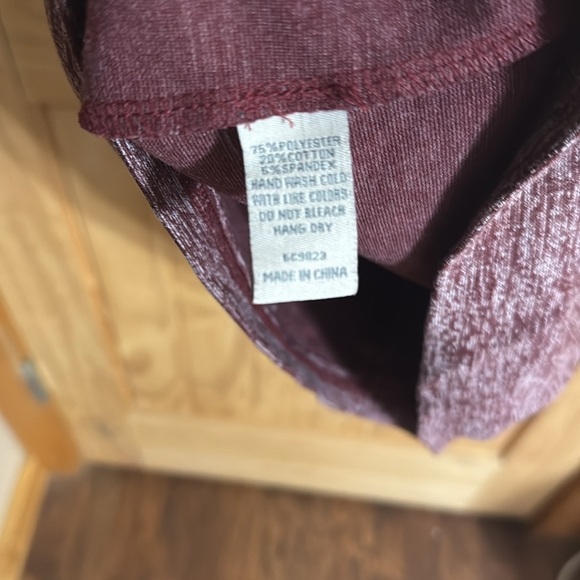 Cecico Sleeveless Maroon Dress - Picture 4 of 5